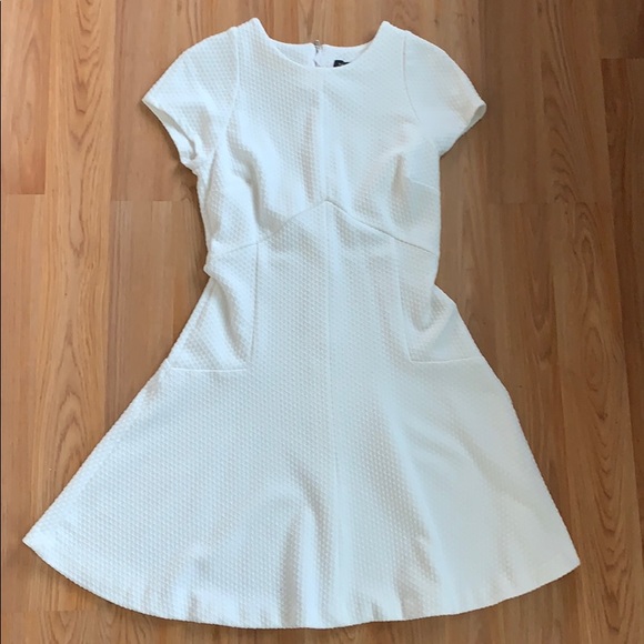 Banana Republic Dresses & Skirts - Banana Republic Patterned Dress